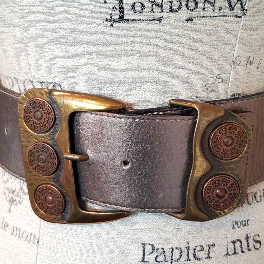 Vintage leather belt - Picture 3 of 12